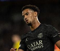 留力枪手，巴黎首发排出4位U19球员，五大联赛球队首次出现